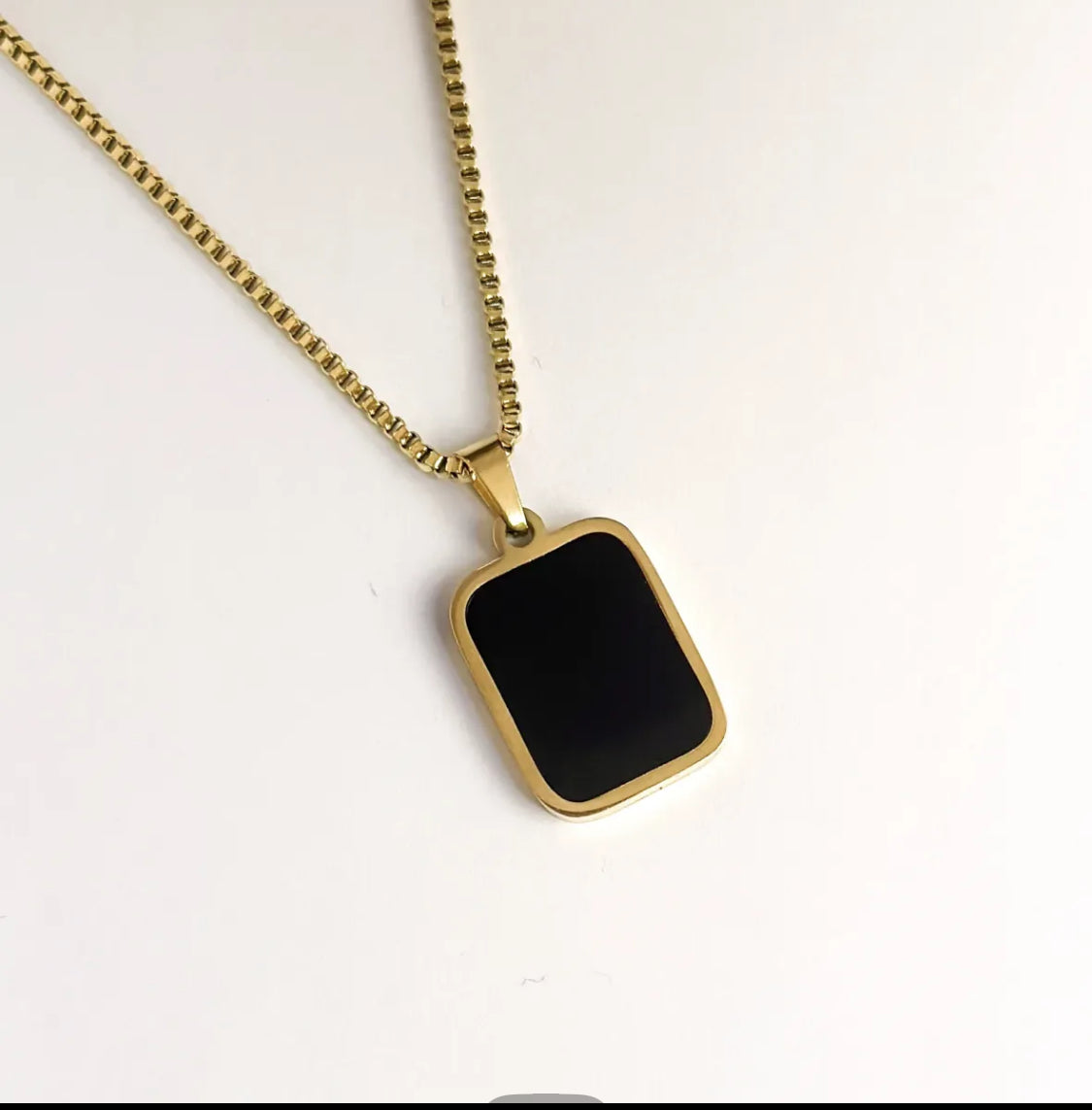 Midnight Onyx Pendant – Minimalist Silver Chain Necklace