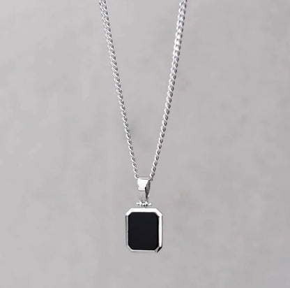 Midnight Onyx Pendant – Minimalist Silver Chain Necklace