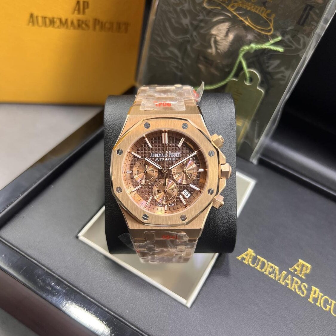 Luxury Rose Gold Chronograph Watch – Inspired by Audemars Piguet Royal Oak